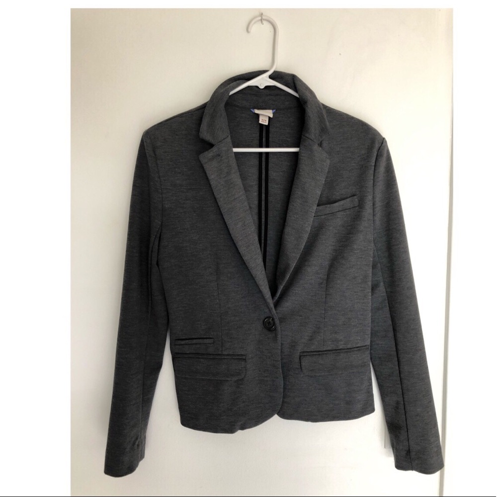 Long sleeve blazer, business casual with comfort